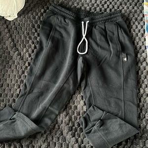 Adidas Jogger Size L